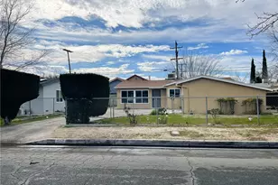 1560 W Ave H-10, Lancaster, CA 93534 - Photo 2