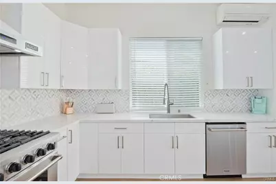 5907 Encino Avenue, Encino, CA 91316 - Photo 12