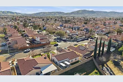 1809 E Avenue R6, Palmdale, CA 93550 - Photo 36