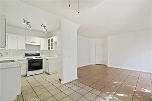 11150 Glenoaks Blvd, Pacoima, CA 91331 - Photo 4