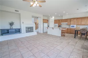 22440 Skylake Pl, Saugus, CA 91390 - Photo 10