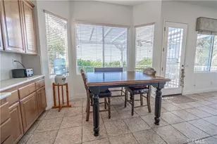 22440 Skylake Pl, Saugus, CA 91390 - Photo 14