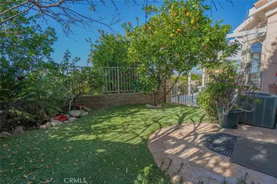 22440 Skylake Place, Saugus, CA 91390 - Photo 38