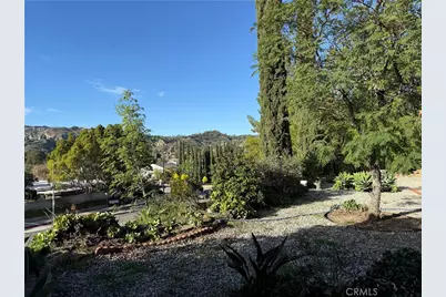 12839 McLennan Avenue, Granada Hills, CA 91344 - Photo 10