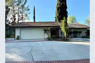 12839 McLennan Avenue, Granada Hills, CA 91344 - Photo 2