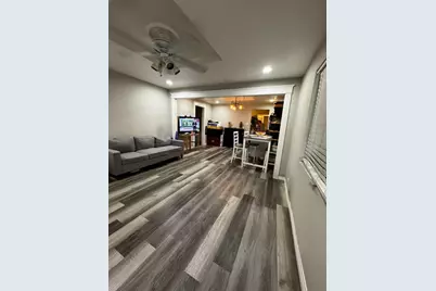 1238 E 71st, Los Angeles, CA 90001 - Photo 2