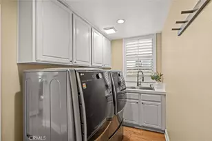 23930 Lakeside Rd, Valencia, CA 91355 - Photo 16