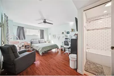 20155 Keswick Street #112, Winnetka, CA 91306 - Photo 16