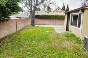 7875 Bellaire Ave, North Hollywood, CA 91605 - Photo 16