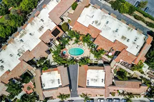 23391 Park Sorrento, Calabasas, CA 91302 - Photo 32