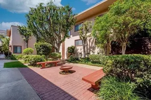 5403 Newcastle Ave, Encino, CA 91316 - Photo 12