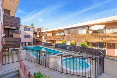 5403 Newcastle Avenue #12, Encino, CA 91316 - Photo 8
