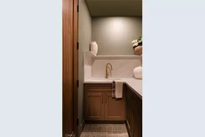 15719 Hartsook Street, Encino, CA 91436 - Photo 46