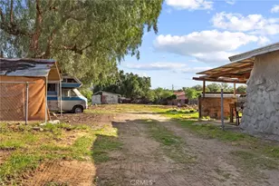 11192 Osborne St, Sylmar, CA 91342 - Photo 24