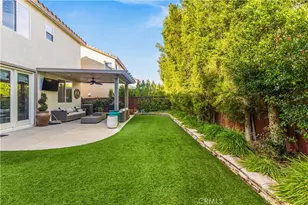 27224 Sterling Grove, Canyon Country, CA 91387 - Photo 40