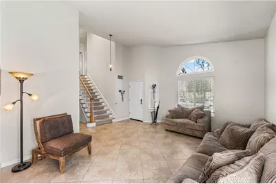 22435 Cardiff Drive, Saugus, CA 91350 - Photo 14