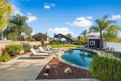 22435 Cardiff Drive, Saugus, CA 91350 - Photo 40