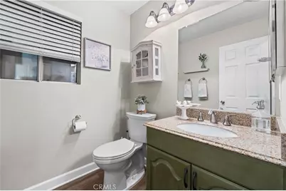 22435 Cardiff Drive, Saugus, CA 91350 - Photo 18