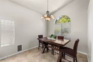 22435 Cardiff Dr, Saugus, CA 91350 - Photo 16