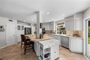 22435 Cardiff Dr, Saugus, CA 91350 - Photo 8