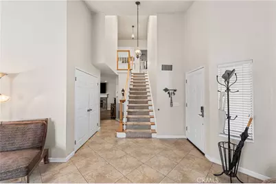 22435 Cardiff Drive, Saugus, CA 91350 - Photo 12