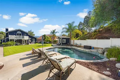 22435 Cardiff Drive, Saugus, CA 91350 - Photo 48