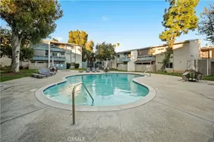 21800 Schoenborn St, Canoga Park, CA 91304 - Photo 12