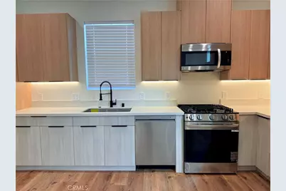 6900 Corbin Avenue, Reseda, CA 91335 - Photo 30