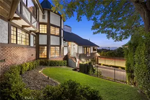 19540 Wells Dr, Tarzana, CA 91356 - Photo 8