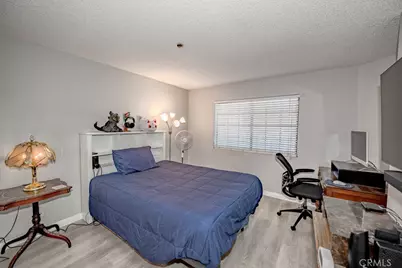 6545 Reseda Boulevard #3, Reseda, CA 91335 - Photo 6