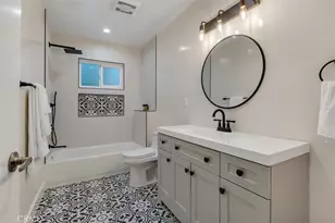 5115 Rigoletto St, Woodland Hills, CA 91364 - Photo 24