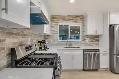 5115 Rigoletto Street, Woodland Hills, CA 91364 - Photo 14