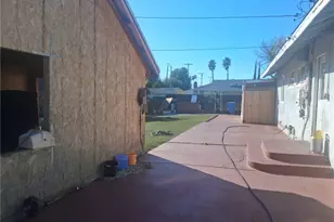 20550 Sherman Way, Winnetka, CA 91306 - Photo 2