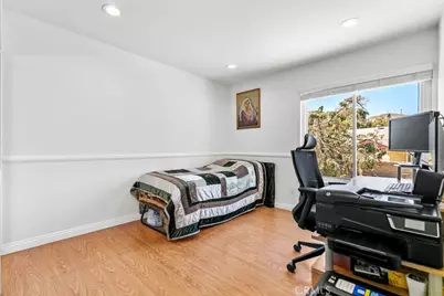 20623 Russ Jay Street, Saugus, CA 91350 - Photo 30
