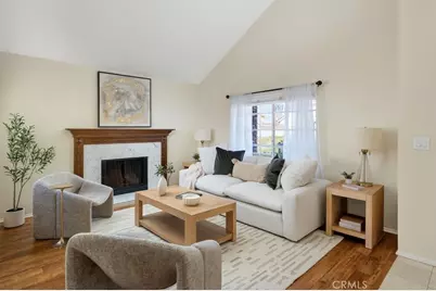 25809 Espinoza, Valencia, CA 91355 - Photo 6