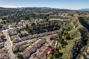 26856 Oak Branch Cir, Newhall, CA 91321 - Photo 30