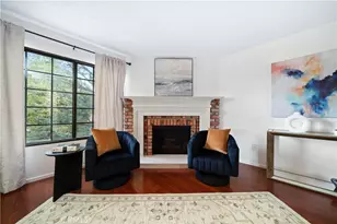 18100 Burbank, Tarzana, CA 91356 - Photo 28