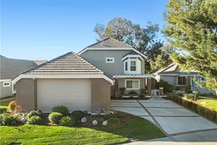 26061 Charonne Ct, Valencia, CA 91355 - Photo 2