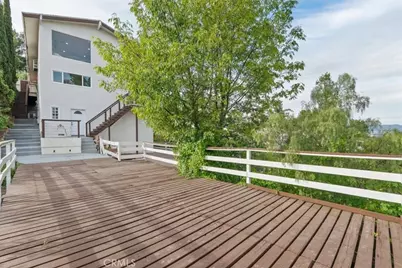 5160 Medina Road, Woodland Hills, CA 91364 - Photo 40