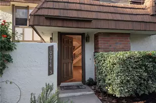 10044 Larwin, Chatsworth, CA 91311 - Photo 2