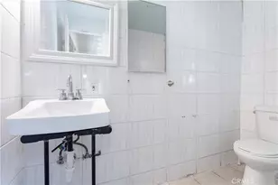 8855 Tyrone Ave, Panorama City, CA 91402 - Photo 32