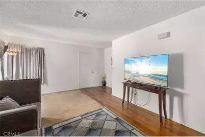 38511 Carolside, Palmdale, CA 93550 - Photo 6