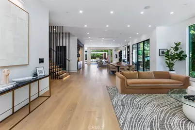 22930 Dolorosa Street, Woodland Hills, CA 91367 - Photo 14