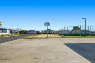 2121 E I, Lancaster, CA 93535 - Photo 26