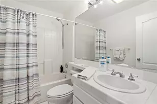 42323 Grandeur Way, Lancaster, CA 93536 - Photo 16