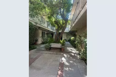 7055 Etiwanda Avenue #208, Reseda, CA 91335 - Photo 14