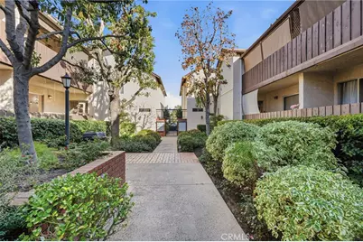 15030 Victory Boulevard #103, Van Nuys, CA 91411 - Photo 16