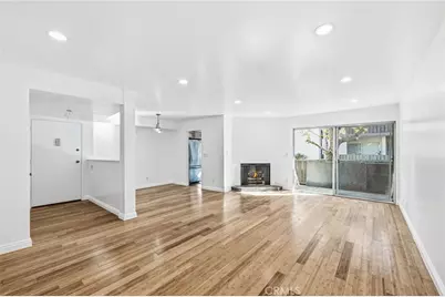 15030 Victory Boulevard #103, Van Nuys, CA 91411 - Photo 2