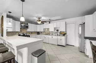 9757 White Oak, Northridge, CA 91325 - Photo 16