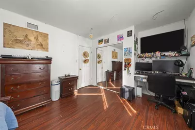 9757 White Oak, Northridge, CA 91325 - Photo 32